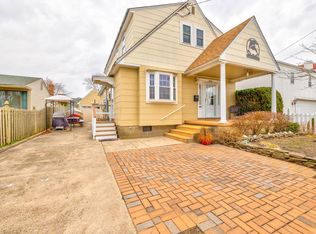 7604 Pacific Ave, Wildwood Crest, NJ 08260