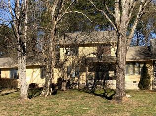 2409 Riverbend Rd, Jamestown, NC 27282