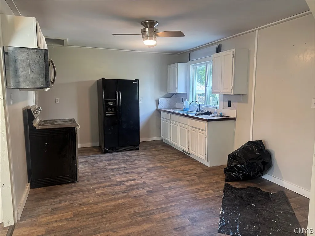 4 bed, 1.0 bath, 1396 sqft, $1,500 — Photo 4