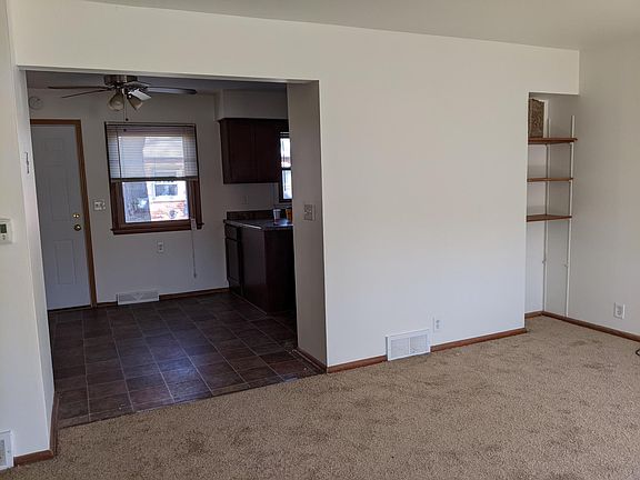 3rd image of 2814 E Allison Ave