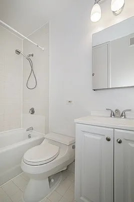 Rented by Compass | media 23