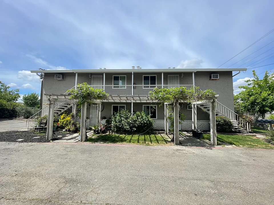 450 Jessie Ave #3