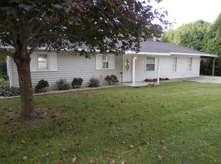 13644 E Shady Meadows Dr, Bloomington, IN 47403