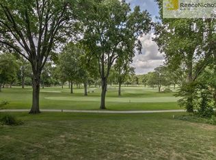 3004 W 71st St, Prairie Village, KS 66208