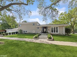 45 Beverly Ln, Glenview, IL 60025