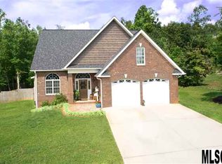 4322 Cottingham Dr, Hickory, NC 28602
