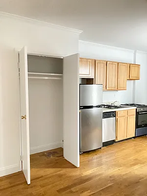 Rented by Crosstown Apartments NYC | media 3