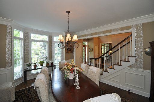 4th image of 1601 Alcott Manor Ln
