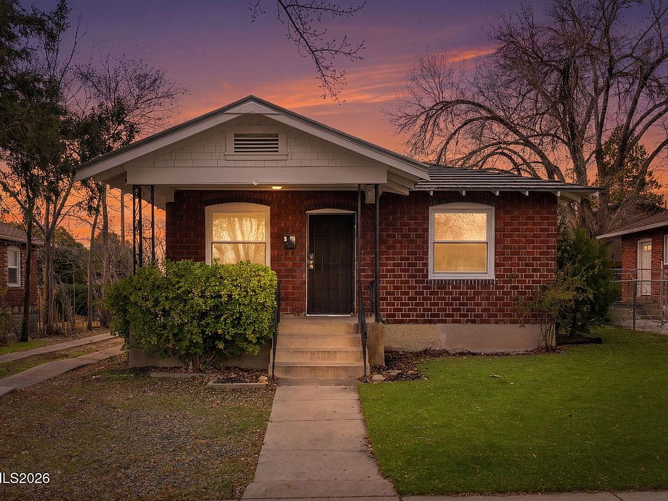 1st image of 1025 Bell St