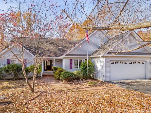 409 Jefferson Dr, Palmyra, VA 22963