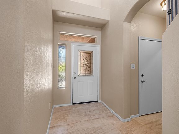 4th image of 1424 Danzante Dr SE