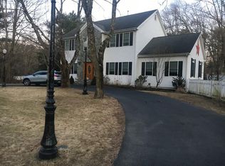 548 Chestnut St, Franklin, MA 02038