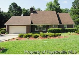 2943 Walden Rd, Fayetteville, NC 28303