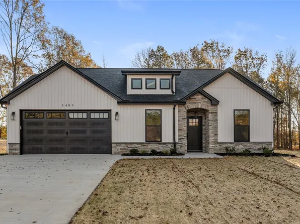 1405 Vandale Pl, Anderson, SC 29626