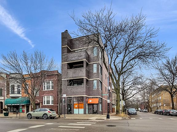 2nd image of 4856 N Damen Ave APT 4