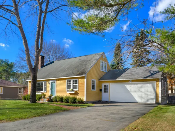 7 Glendale Road, Kennebunk, ME 04043