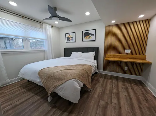 1303 Colony Dr, Marietta, GA