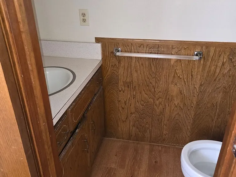 2201 N Main Street 120 Sequoya — Photo 8