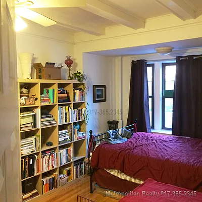 Rented by Metropolitan Realty | media 8