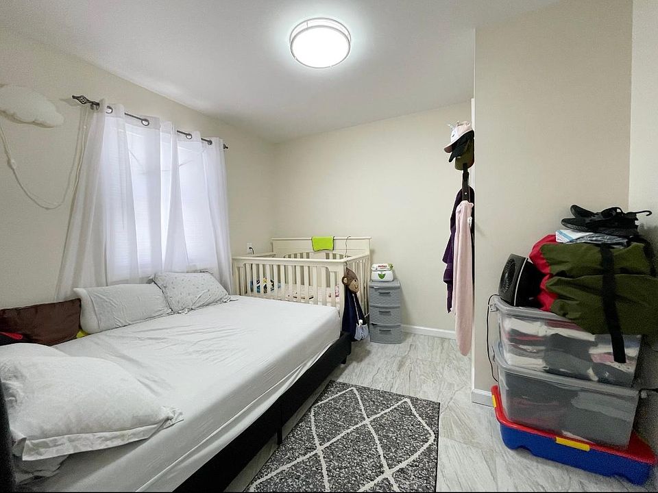 1st image of 52 Saint Johns Ave #2