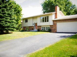 11315 40th Ave N, Plymouth, MN 55441