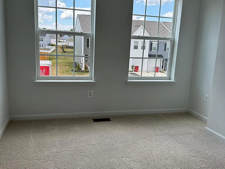 65 Melsonby Dr — Photo 10