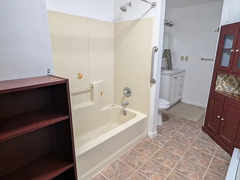 14621 Petersburg Unity Rd #3 — Photo 7