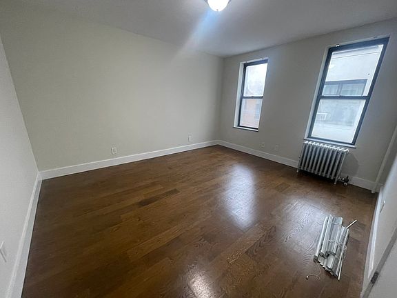 4th image of 22-61 42nd St #7