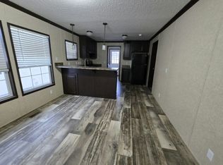 325 Bankers Dr #84, Saint Paul, MN 55127