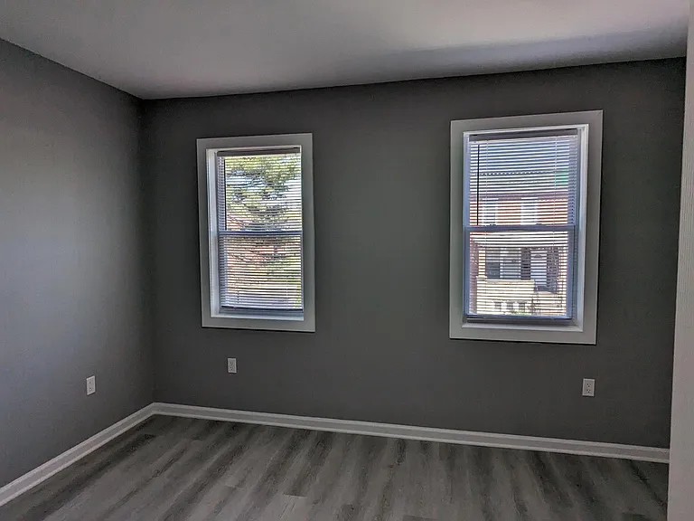 3327 Brighton St — Photo 18