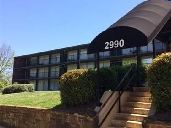 3rd image of 2990 Rhodes Cir S Unit 207