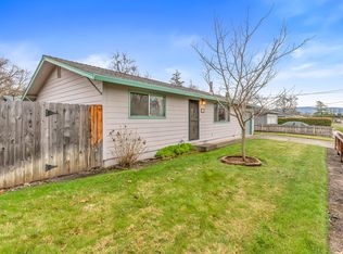 2120 Perri Pl, Medford, OR
