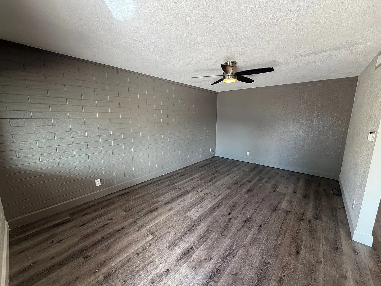 3126 N. 67th Pl. — Photo 4