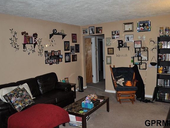 2nd image of 5726 Manderson St