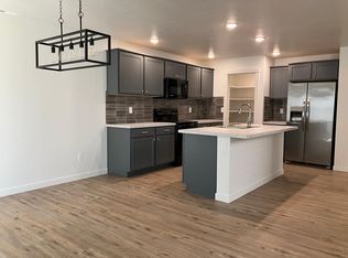 2829 E Jasmine St, Meridian, ID 83646