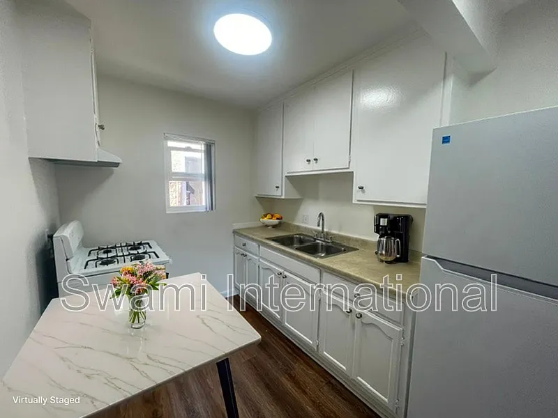 1 bed, 1.0 bath, 680 sqft, $1,595 — Photo 3