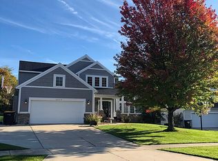 2273 Beatrice Dr NE, Grand Rapids, MI 49505
