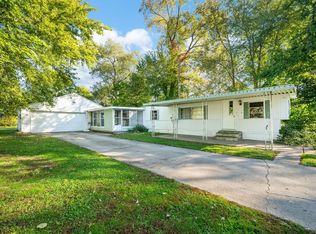 33208 Clark Ln, Niles, MI 49120