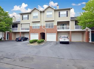 808 Vinings Forest Ln SE, Smyrna, GA 30080