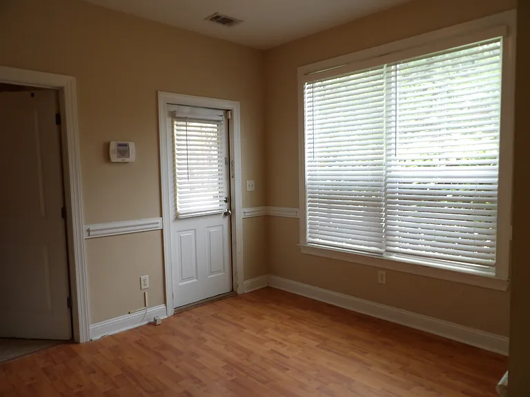 836 E Anderson St #A — Photo 19