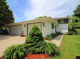 300 Chestnut Ave, Madison Lake, MN 56063