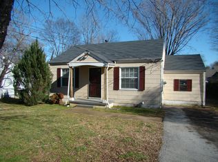 704 Henderson Dr, Chattanooga, TN 37411