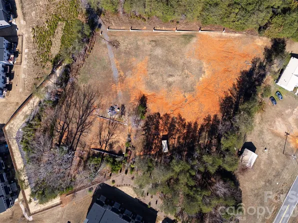 1399 Moss Ridge Rd, Fort Mill, SC 29708