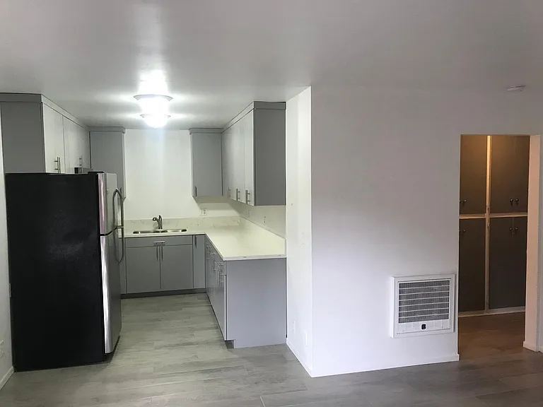 307 W Pedregosa St — Photo 5