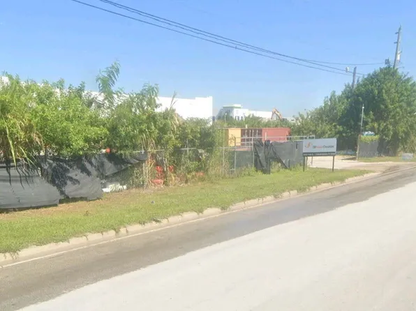 10831 NW 144th Street, Hialeah Gardens, FL 33018