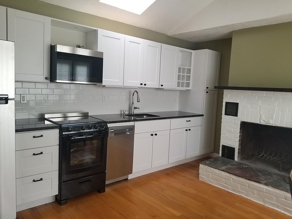 2nd image of 62 Kathleen Ln #1