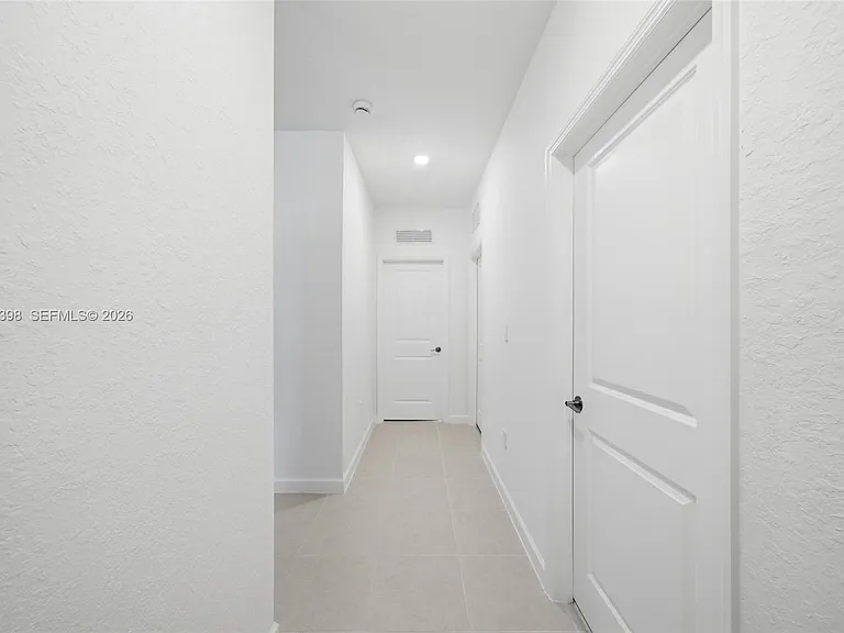 13249 SW 189th Ter — Photo 13