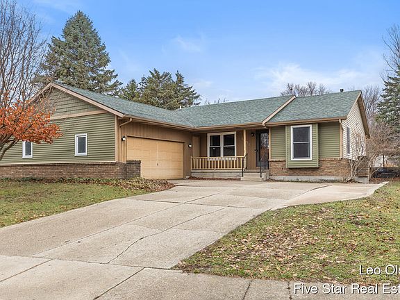 2nd image of 4451 Blackfoot Dr SW