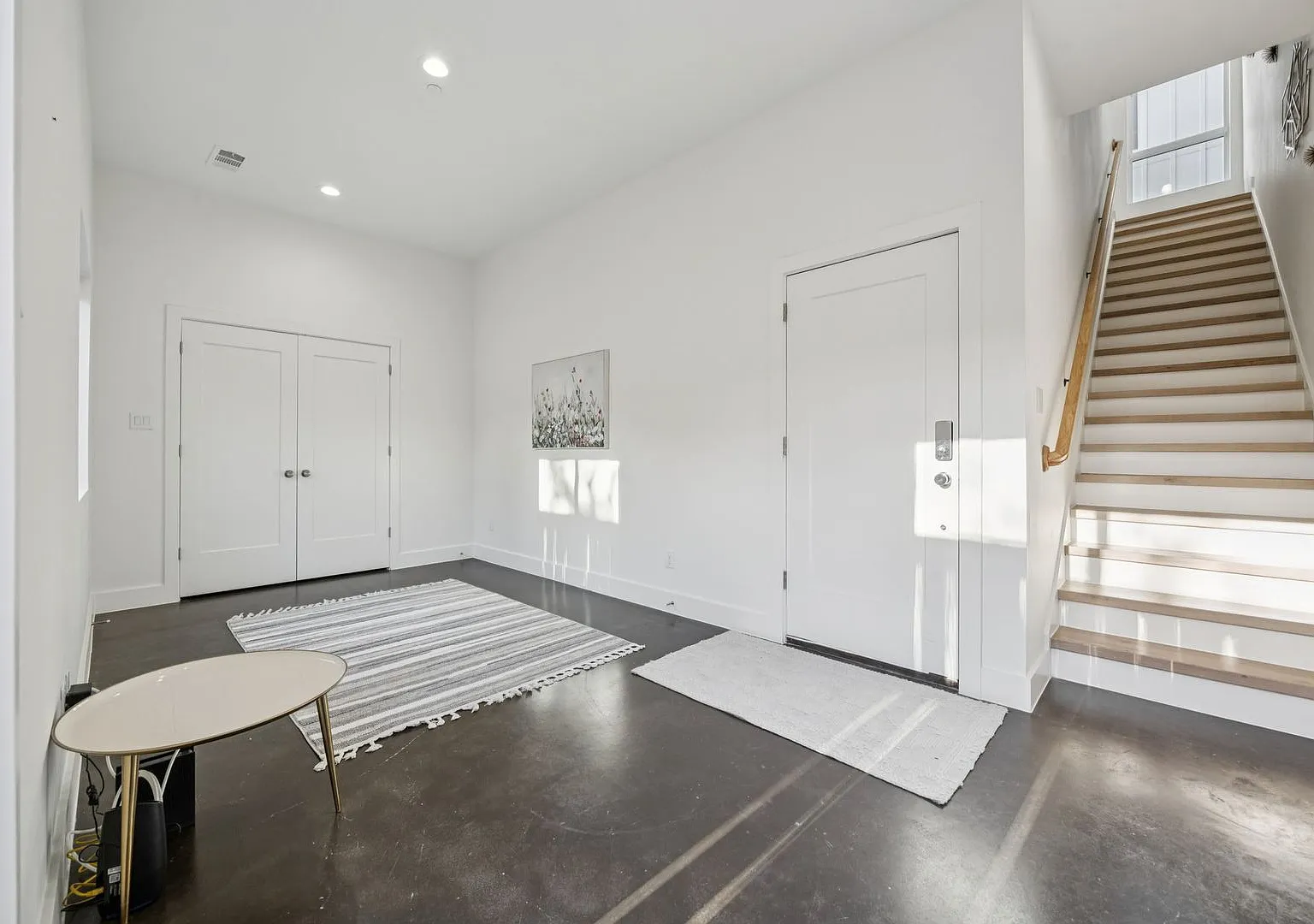 2206 Arroyo Ave Townhomes — Photo 1