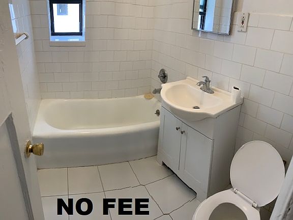 4th image of 31-20 32nd St #2C